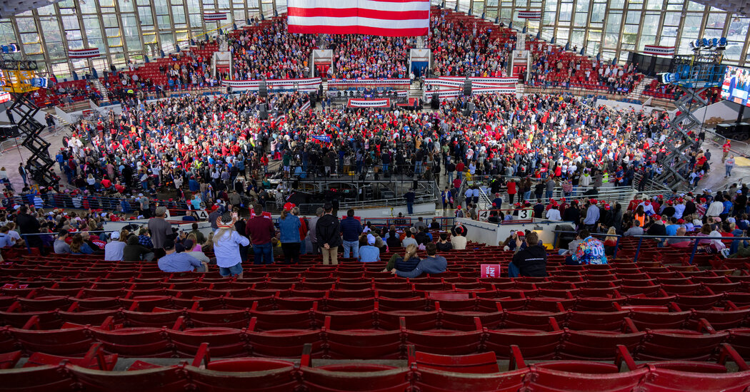 Trump Rallies Draw Fewer Crowds as Election Campaign Winds Down