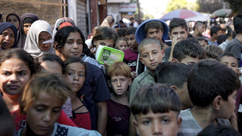 Hungry Palestinians in north Gaza search for food, sealed off from aid for a month by Israeli siege